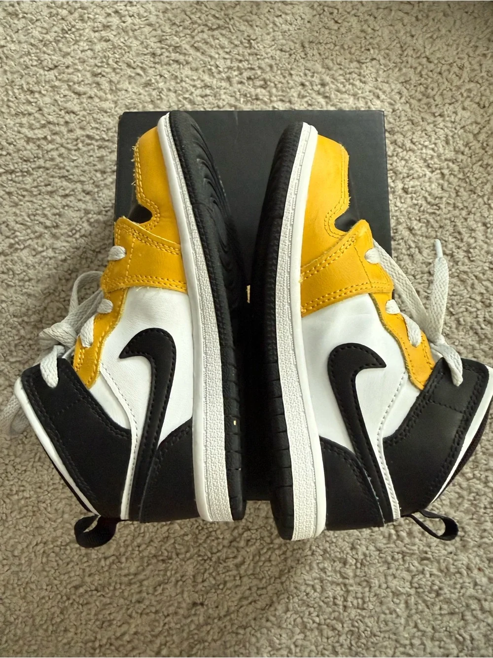 Nike Jordan 1 Mid Kids Yellow Black and White High-Top